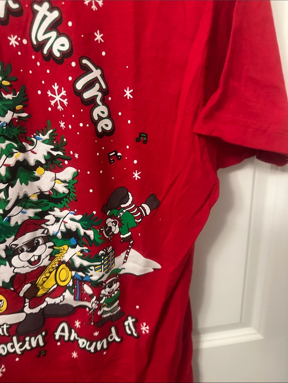 Red Holiday Graphic Tee — Festive Tree Rocking Design - Picture 5 of 9